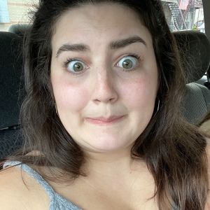 Meet your Posher, Hayley